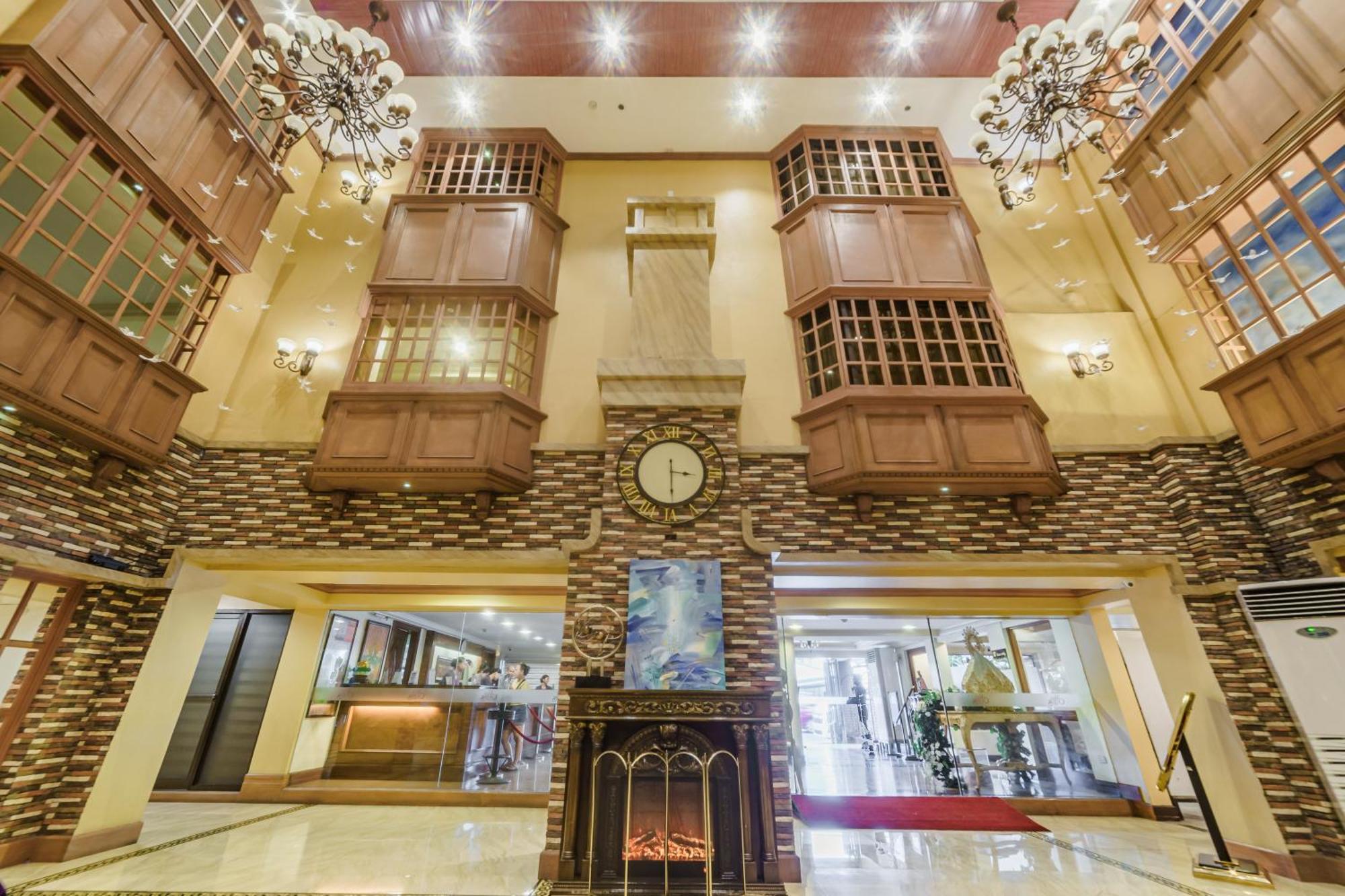Villa Caceres Hotel Naga  Esterno foto